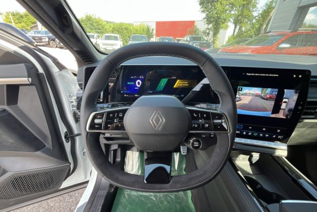 RENAULT AUSTRAL 200 ESPRIT ALPINE PACK CITY