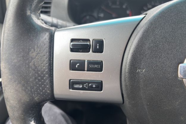 NISSAN NAVARA 2.5 DCI 190 KING CAB