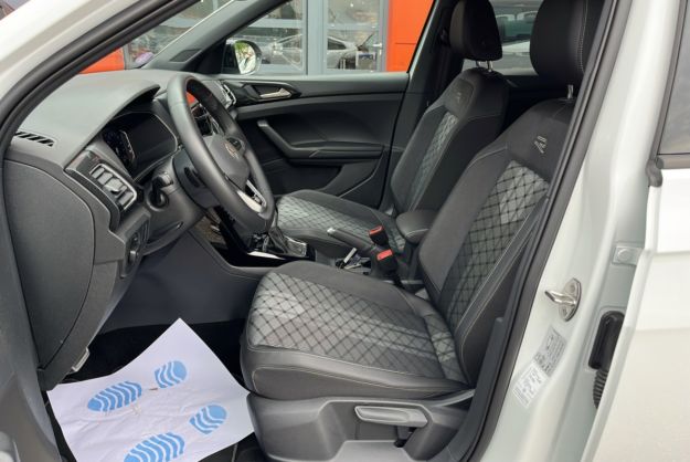 VOLKSWAGEN T-CROSS TSI 116 DSG R-LINE PLUS