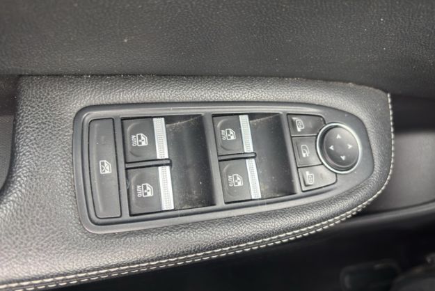 RENAULT ARKANA TCE 140 EDC7 INTENS T.O