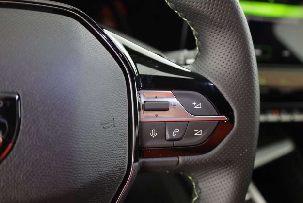 PEUGEOT 408 HYBRID 145 GT PK ALCANTARA 360