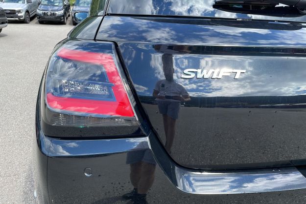 SUZUKI SWIFT 1.2 DUALJET HYBRID ALLGRIP PACK