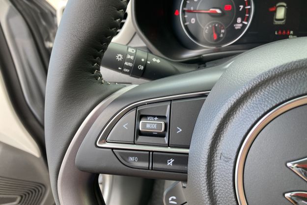 SUZUKI SWIFT 1.2 DUALJET HYBRID ALLGRIP PACK