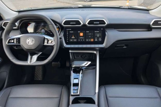MG ZS 1.5 L HYBRID+ 195 CH LUXURY