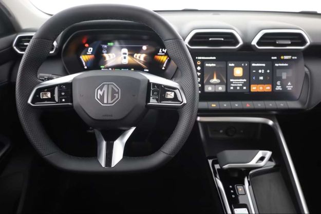 MG ZS 1.5 L HYBRID+ 195 CH LUXURY