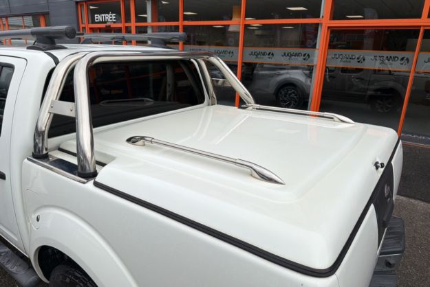 NISSAN NAVARA 2.5 DCI 190 4WD DOUBLE CABINE