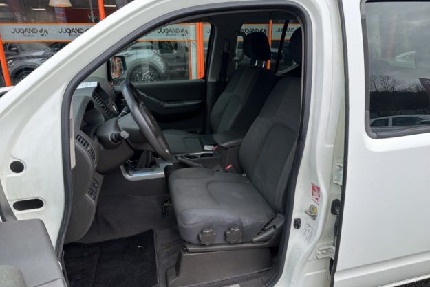 NISSAN NAVARA 2.5 DCI 190 4WD DOUBLE CABINE