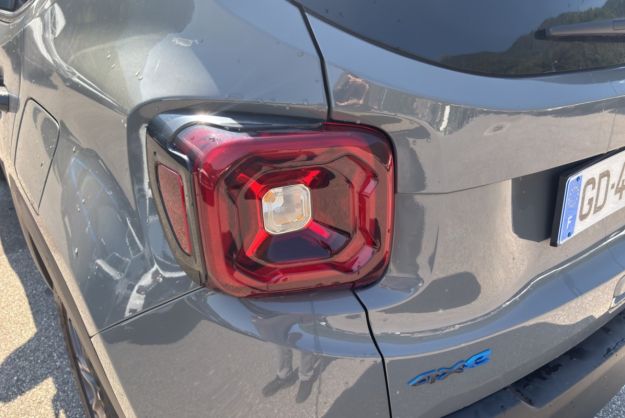 JEEP RENEGADE 1.3 GSE T4 190 4XE AT6 80TH ANNIVERSAIRE