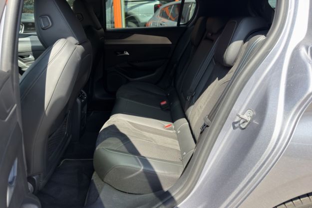 PEUGEOT 308 1.5 BLUE HDI130 EAT8 GT ALCANTARA