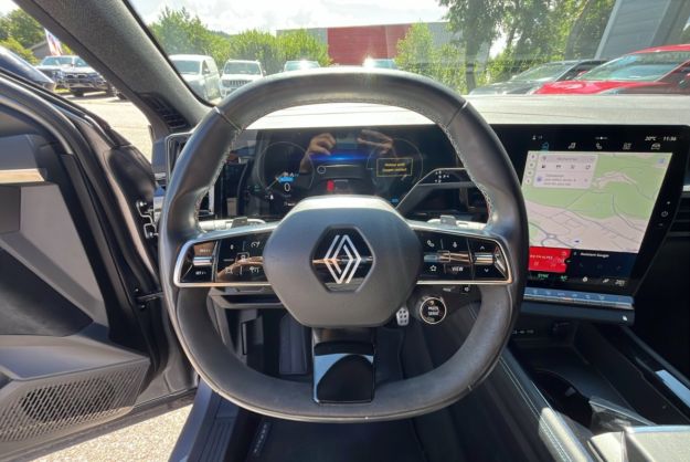 RENAULT ESPACE E-TECH 200 ESPRIT ALPINE 4 CONTROL