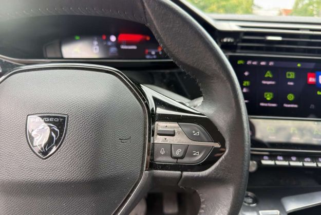 PEUGEOT 308 SW 130 EAT8 ALLURE