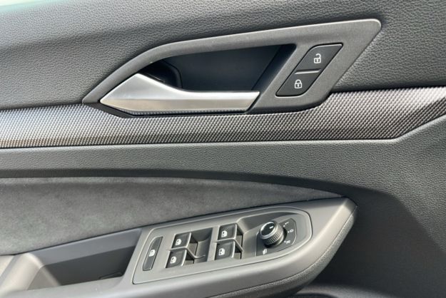 VOLKSWAGEN GOLF TDI 150 DSG R-LINE T.O 360