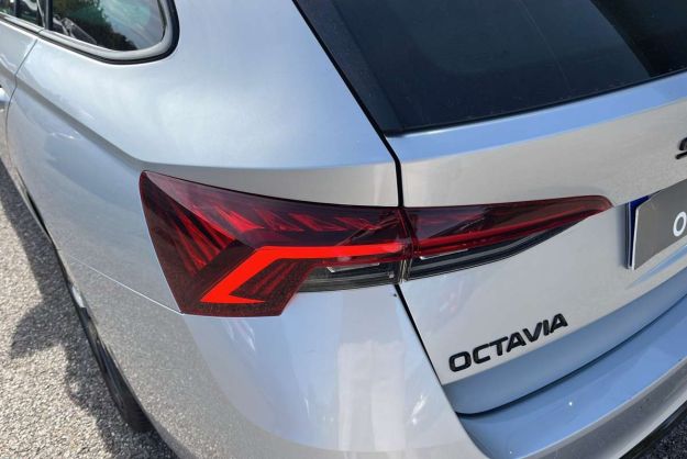 SKODA OCTAVIA 2.0 TDI 200 RS DSG7 T.O