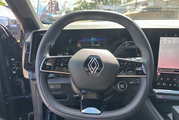 RENAULT AUSTRAL 160 AUTO TECHNO TOIT PANO