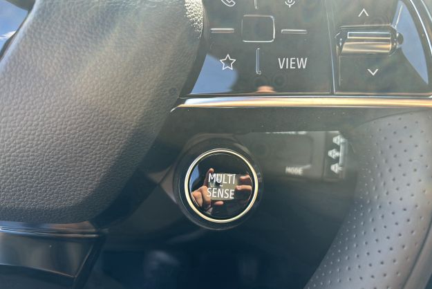 RENAULT AUSTRAL 160 AUTO TECHNO TOIT PANO