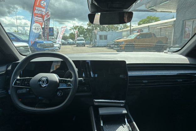 RENAULT AUSTRAL 160 AUTO TECHNO TOIT PANO