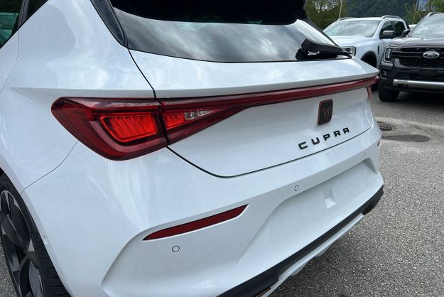CUPRA LEON E-HYBRID 1.4 TSI 204 DSG V