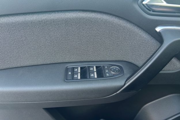 RENAULT CAPTUR TCE 160 EDC TECHNO TO CAM360