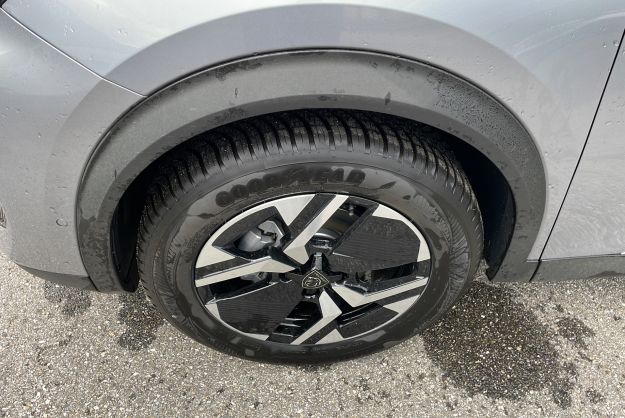 PEUGEOT 2008 NEW 130 EAT8 ALLURE GRIP VISIO2