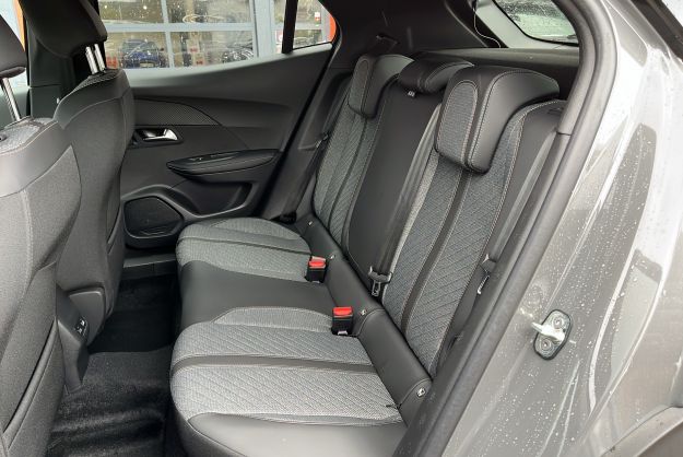 PEUGEOT 2008 NEW 130 EAT8 ALLURE GRIP VISIO2