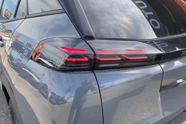 PEUGEOT 2008 NEW 130 EAT8 ALLURE SURÉQUIPÉ