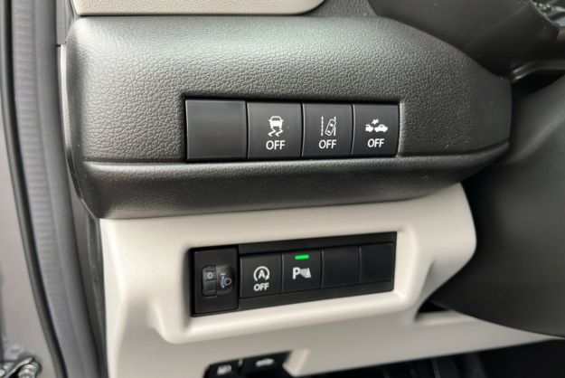 SUZUKI SWIFT NEW 1.2 HYBRID ALLGRIP PACK