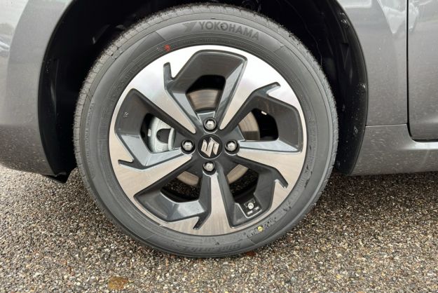 SUZUKI SWIFT NEW 1.2 HYBRID ALLGRIP PACK
