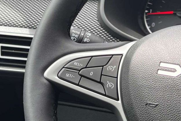 DACIA JOGGER HEV 140 BVA EXTREME PLUS 7PL