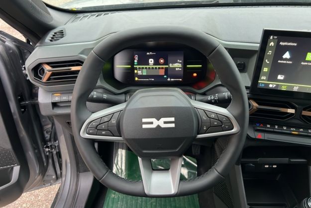 DACIA DUSTER ECO-G 100 EXTREME