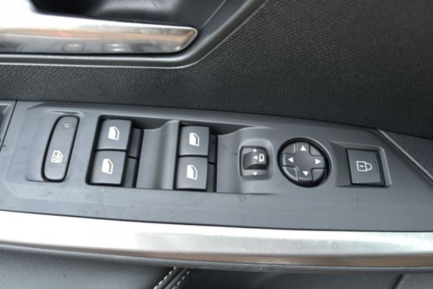 PEUGEOT 3008 HYBRID 136 E-DCS6 ALLURE GPS