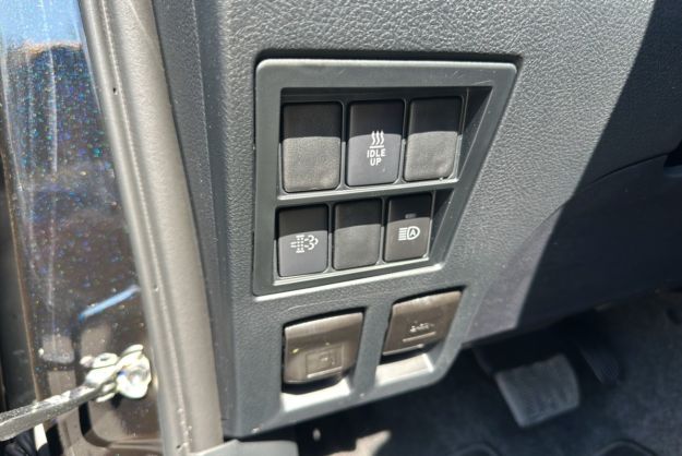 TOYOTA HILUX 2.8 204 BVA INVINCIBLE 4PL