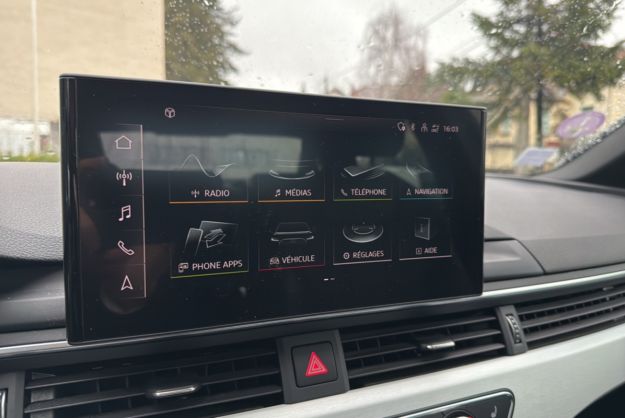 AUDI A4 TFSI 150 S LINE S-TRONIC T.O