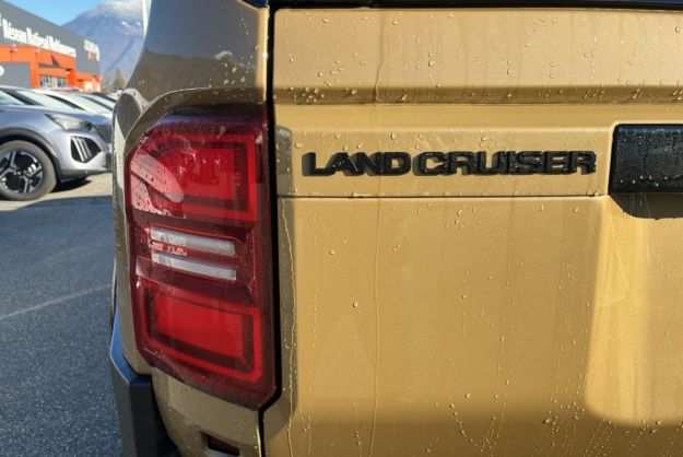 TOYOTA LAND CRUISER 2.8 204 FIRST EDITION VU 2PL