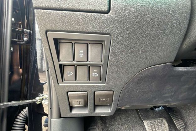 TOYOTA HILUX 2.8 D4-D 204 BVA EXECUTIVE 4PL
