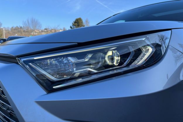 TOYOTA RAV4 218H PREMIERE EDITION CUIR T.O