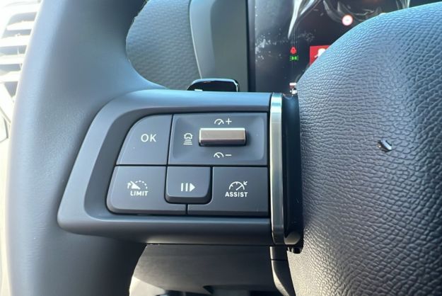 CITROEN C4 NOUVELLE HYBRIDE 145 E-DCS6 MAX