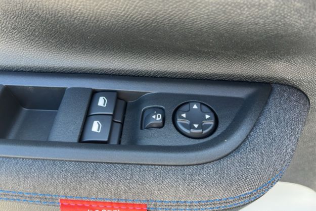 CITROEN C3 NEW TURBO 100 PLUS BVM6