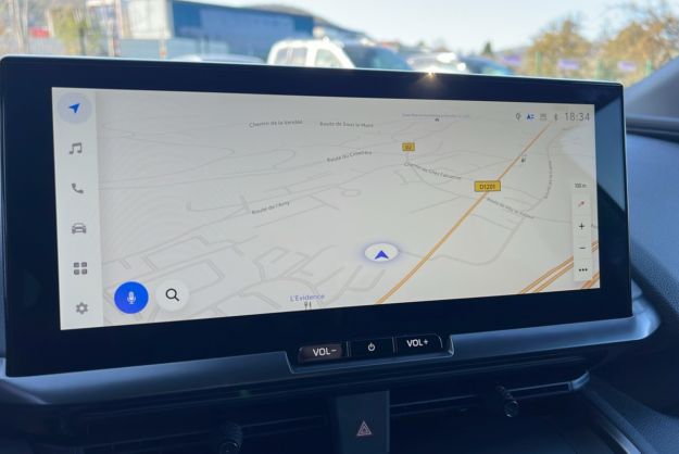 TOYOTA C-HR 1.8 HYBRID 140 DESIGN PLUS
