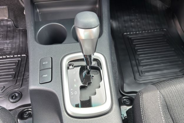 TOYOTA HILUX 2.8 D4-D 204 BVA LEGENDE X-TRA
