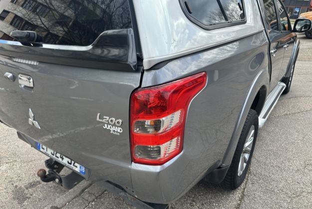 MITSUBISHI L200 2.4 DI-D 181 INSTYLE HARDTOP