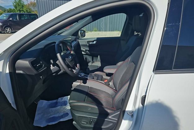 FORD KUGA 2.5 HYBRIDE 183 4X4 ST-LINE X PLUS
