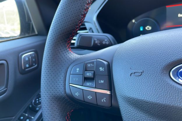 FORD KUGA 2.5 HYBRIDE 183 4X4 ST-LINE X PLUS