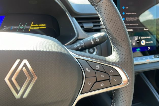 RENAULT SYMBIOZ E-TECH HYBRIDE 145 TECHNO