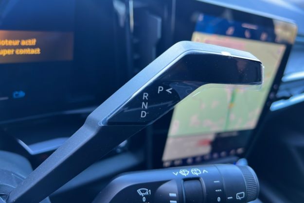 RENAULT AUSTRAL E-TECH 200 TECHNO TPANO