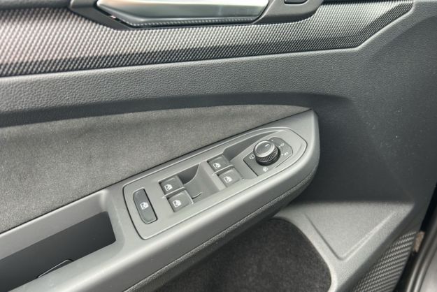 VOLKSWAGEN GOLF TDI 150 DSG R-LINE T.O