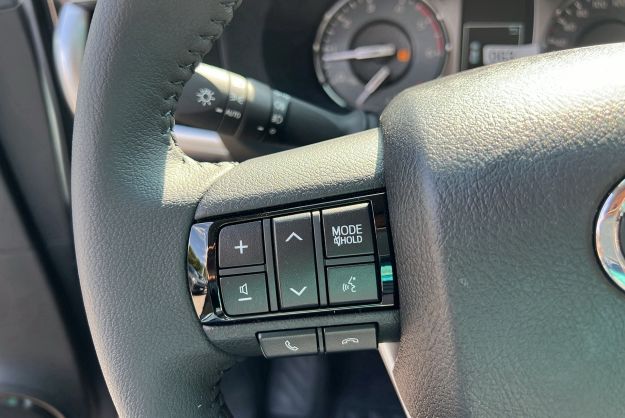 TOYOTA HILUX 2.8 D4-D 204 LEGENDE X-TRA