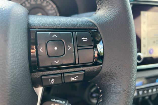 TOYOTA HILUX 2.8 D4-D 204 LEGENDE X-TRA