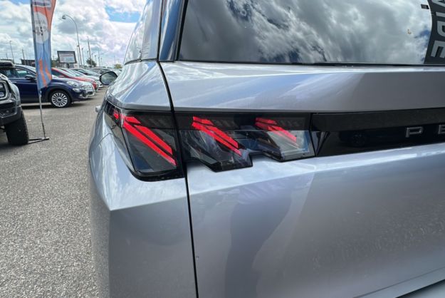 PEUGEOT 5008 HYBRID 145 E-DCS6 GT T.O 7PL