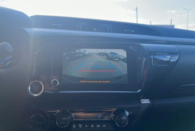 TOYOTA HILUX X-TRA D-4D 204 BVA INVINCIBLE