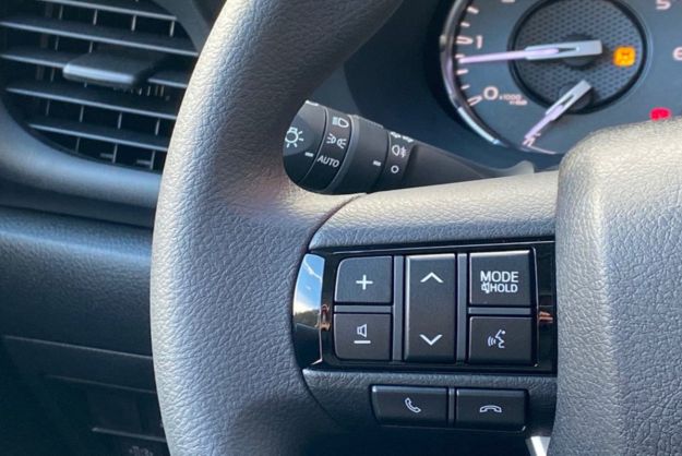 TOYOTA HILUX 2.8 204 X-TRA CAB LE CAP MY25